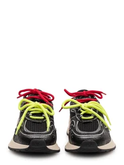 Crackle sneakers with contrast details