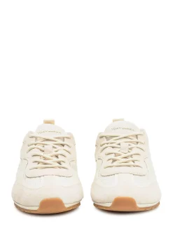 Field Sneakers