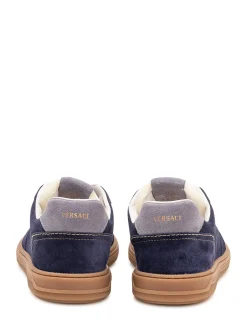 Sneakers with Laces and Inserts