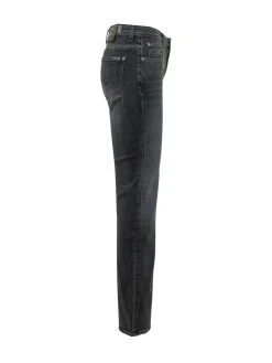 The Slim Jeans with Slim Leg